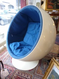 Fauteuil modèle Ball Chair Par « Eero AARNIO »